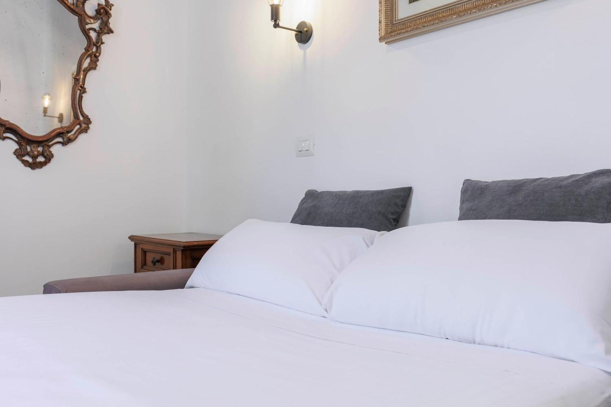 Santa Croce Elegant Apartment فلورنس المظهر الخارجي الصورة